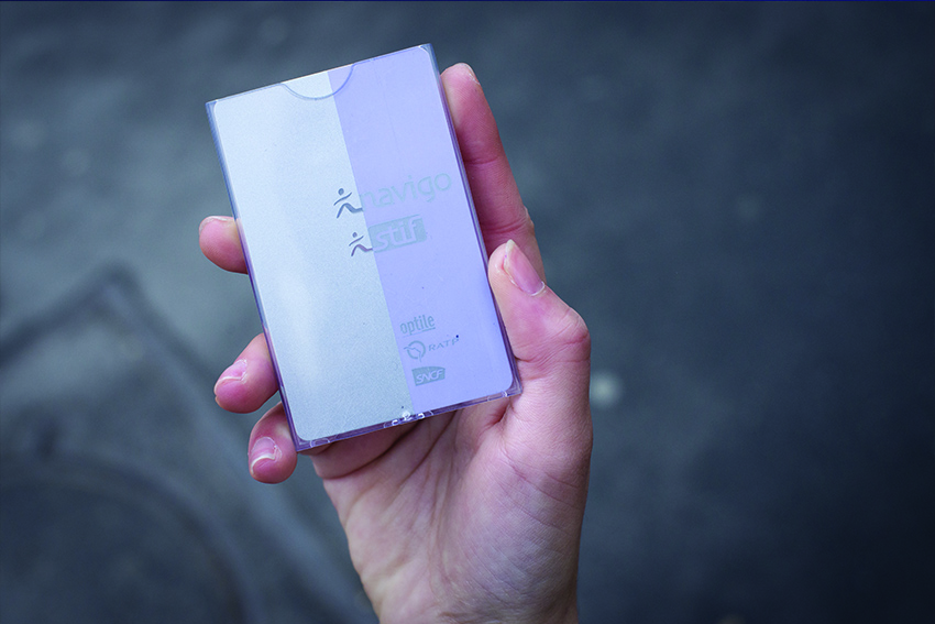 Passe Navigo designé par Philippe Starck